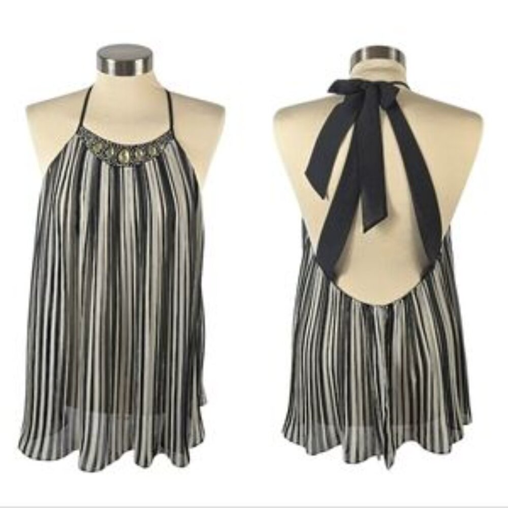 Victoria's Secret Accordion pleated top sz.L/ bl and White/ big tie in back